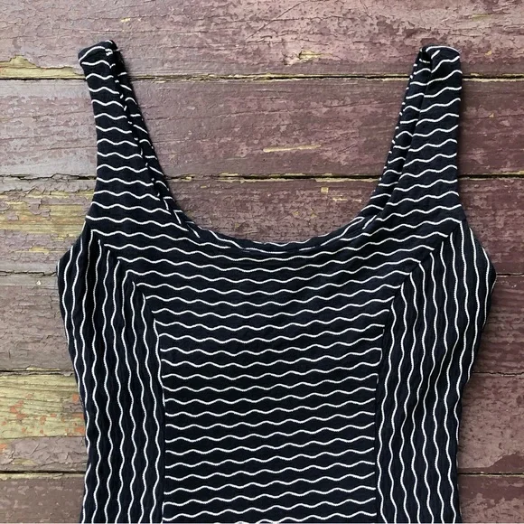 Milly New York Maria Sleeveless Dress Size S Navy White Wavy Stripes Stretch - Picture 6 of 16
